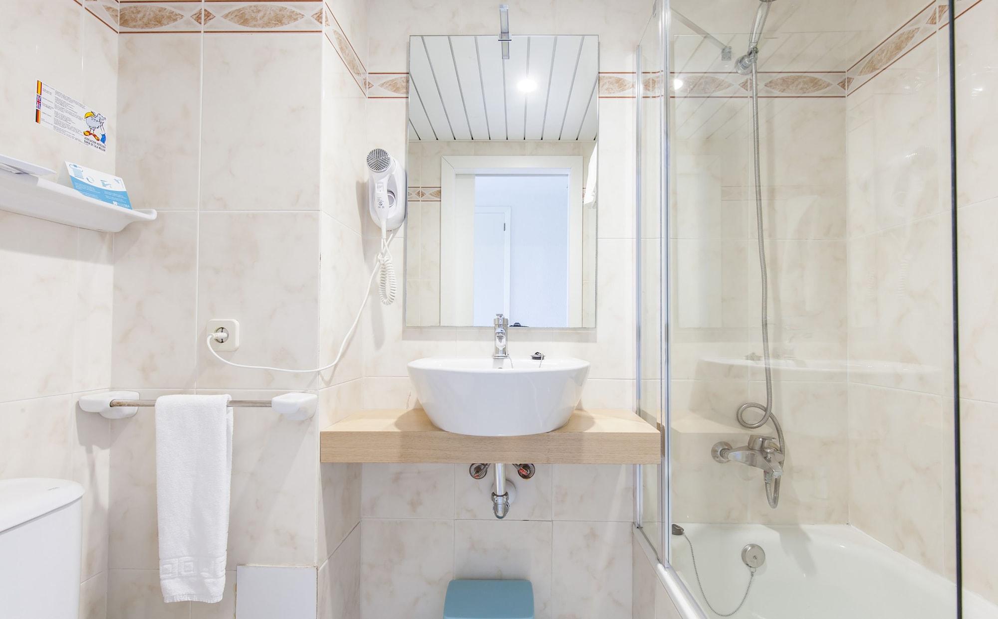 Bluesea Cala Millor Hotel Cala Millor  Ngoại thất bức ảnh